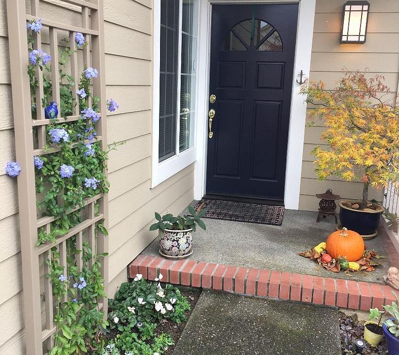 1st image of 840 Peggy Lee Ct