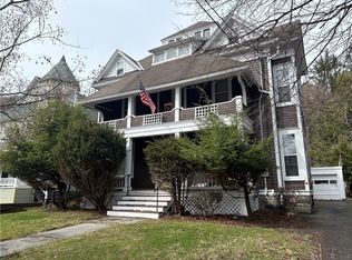 27 Cedar St, Oneonta, NY