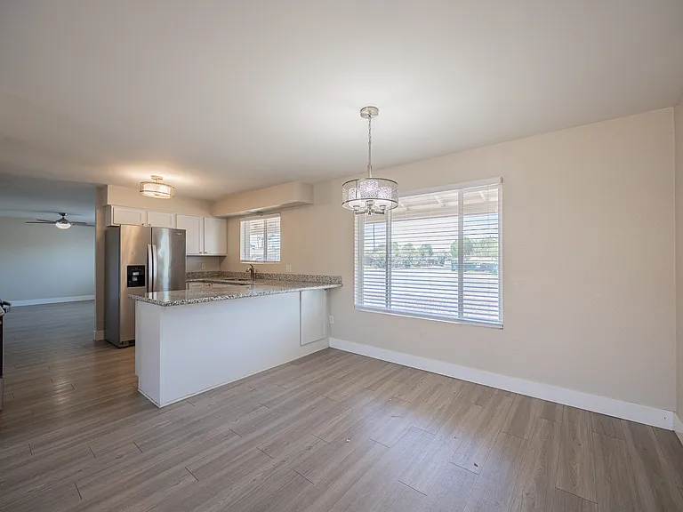 5849 S College Ave — Photo 10
