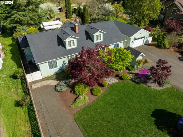 482 Winston Section Rd, Winston, OR 97496