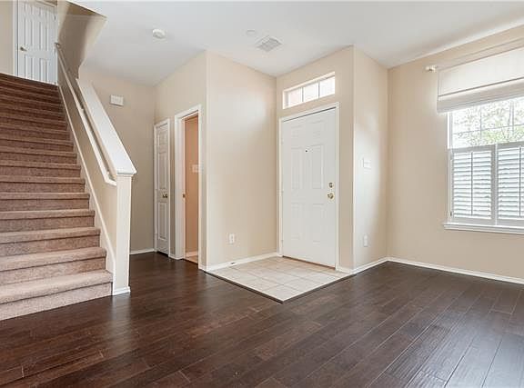 4th image of 10605 Wolfcreek Ln