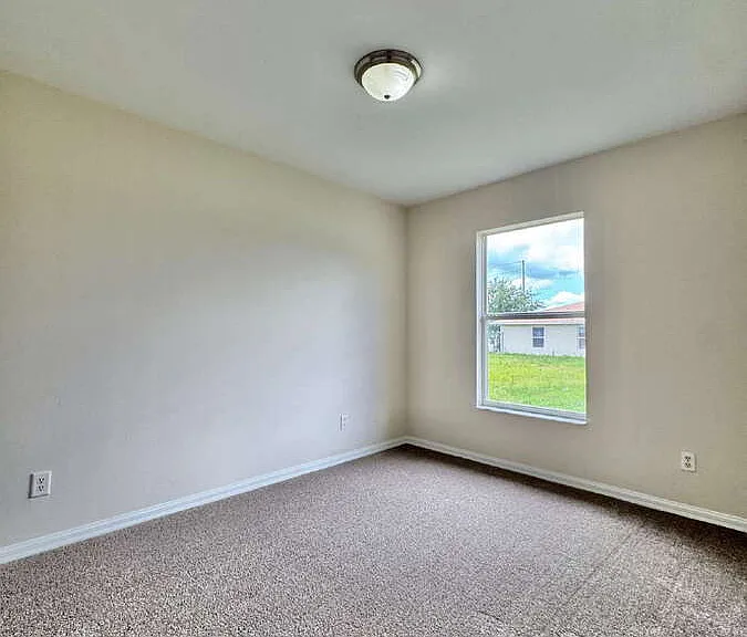 4421 25th St SW — Photo 19