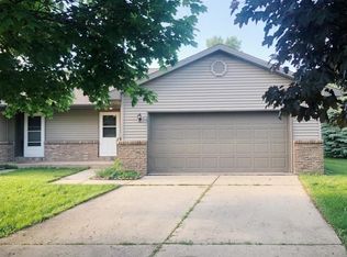 732 Meadow Park Dr #1-A, Clinton, WI 53525