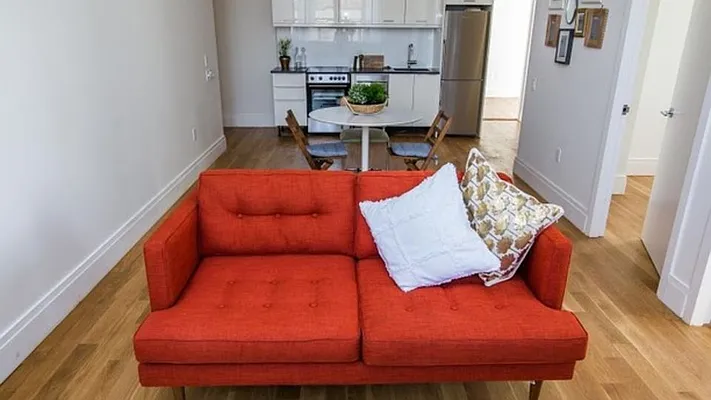 Rented by Nooklyn NYC LLC | media 54