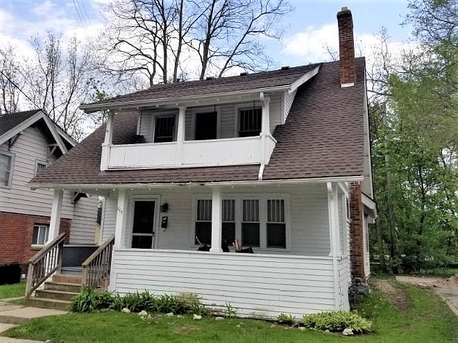 1st image of 807 Pearl St