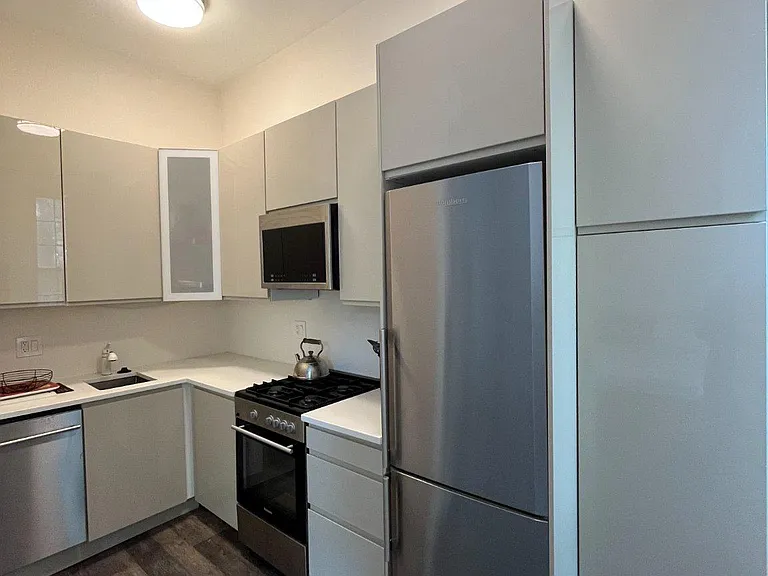 3003 P St NW #202 — Photo 11