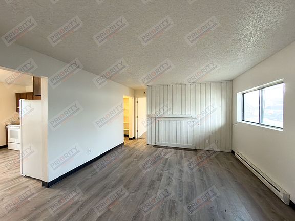 3rd image of 1407 Eagles Nest Cir #A
