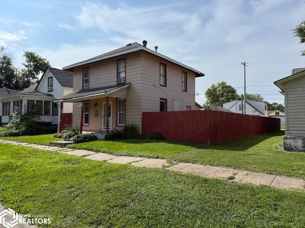 102 E Prospect St, Red Oak, IA 51566