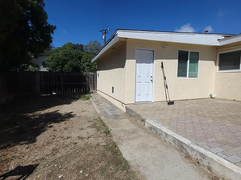 629 Sunset Dr — Photo 22