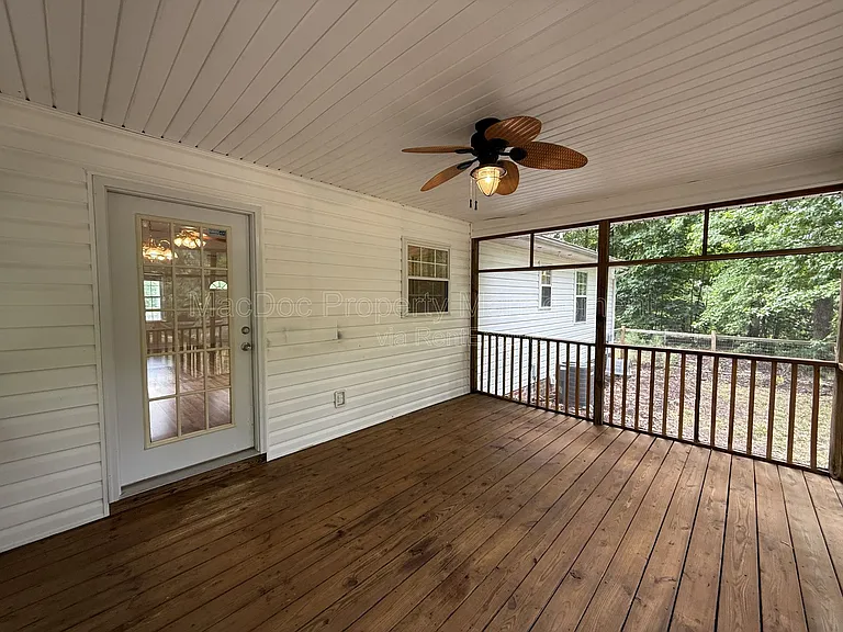 27140 Shannon Mill Dr — Photo 22