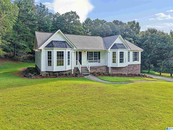 3rd image of 140 Gene Glenn Ln