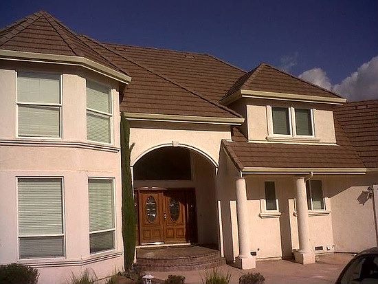 Gorgeous, totally detached, located on secluded hillside wit