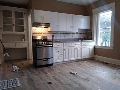 4th image of 25 Market St #1A
