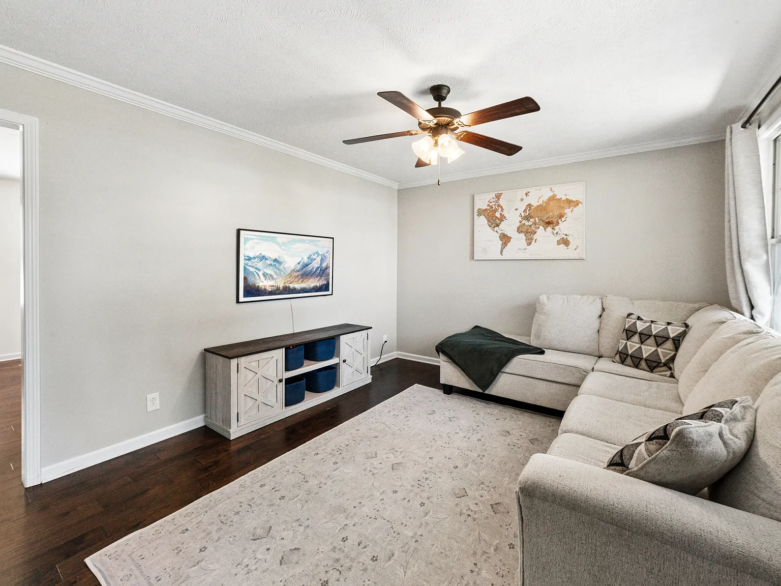 3 bed, 1230 sqft, $1,800 — Photo 4