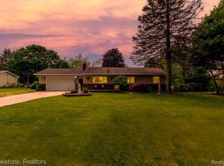 12167 Andersonville Rd, Davisburg, MI 48350