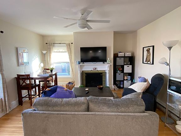 2nd image of 14 Chiswick Rd APT 4