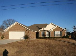 205 Forrest Oak Ln, Madison, AL 35811