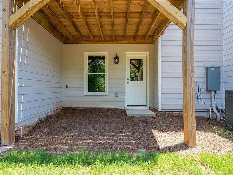 2826 Laurel Ridge Cir — Photo 25