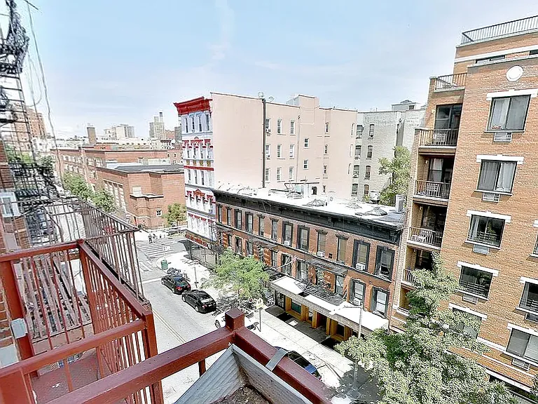 40 Avenue B #5W — Photo 5