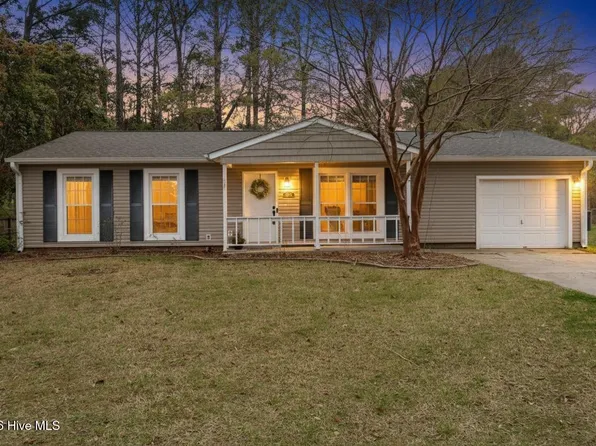 625 Shadowridge Road, Jacksonville, NC 28546