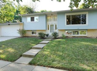 324 Lenora Ave NW, Grand Rapids, MI 49504