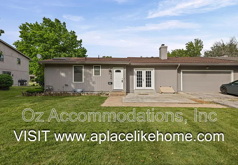 13909 Falkirk Cir — Photo 1
