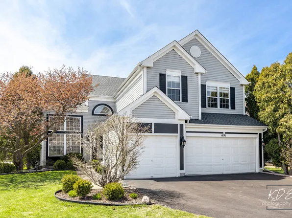 691 Wintergreen Cir, Naperville, IL 60540