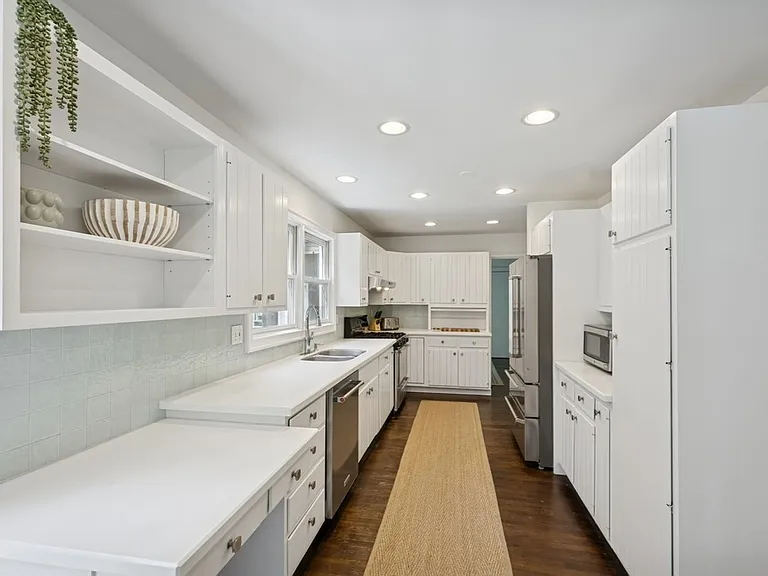 71 Cove Hollow Rd — Photo 10