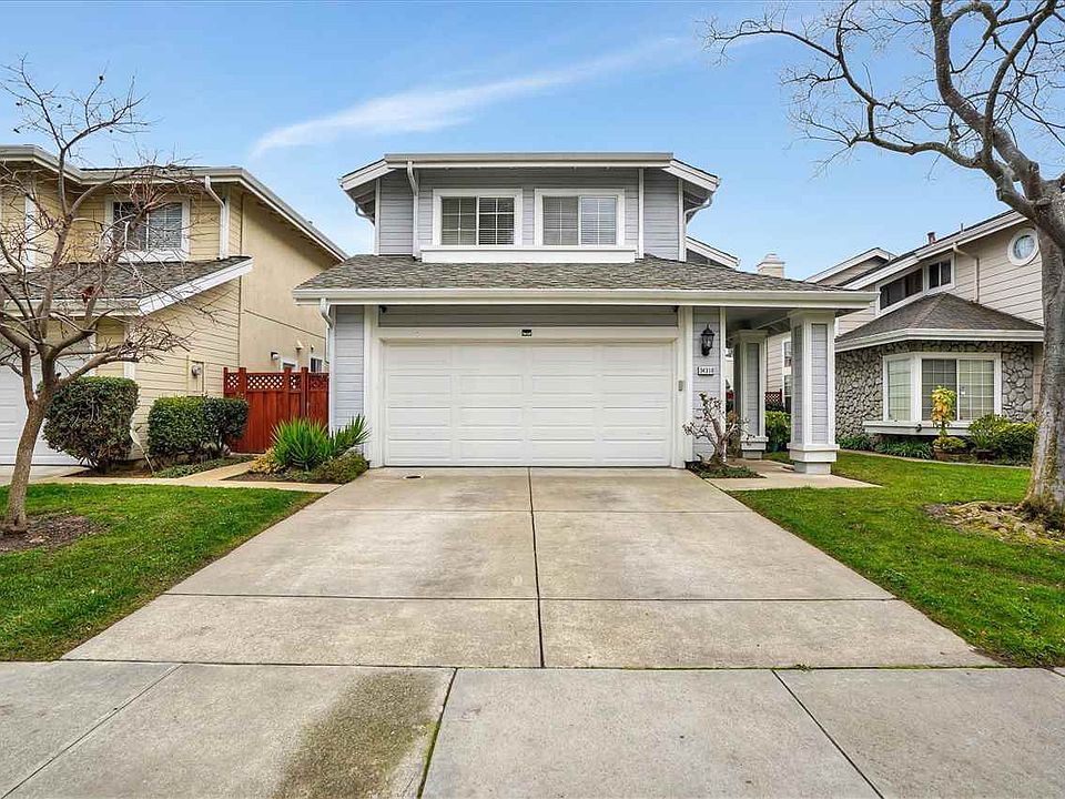 1st image of 34318 Dunhill Dr