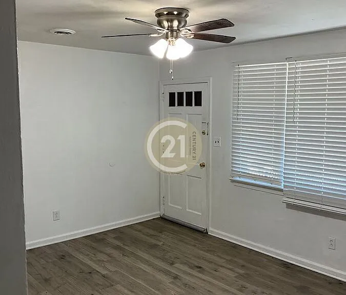 175 Orange Ave #1 — Photo 3