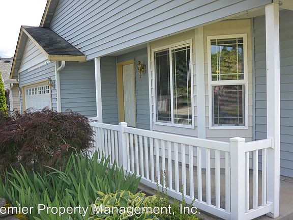 3rd image of 11420 NE 43rd Ave