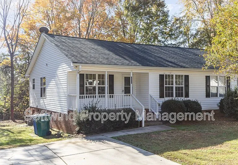 1519 Elmwood Ave — Photo 2