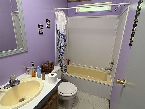 4th image of 11899 Blue Rock Rd