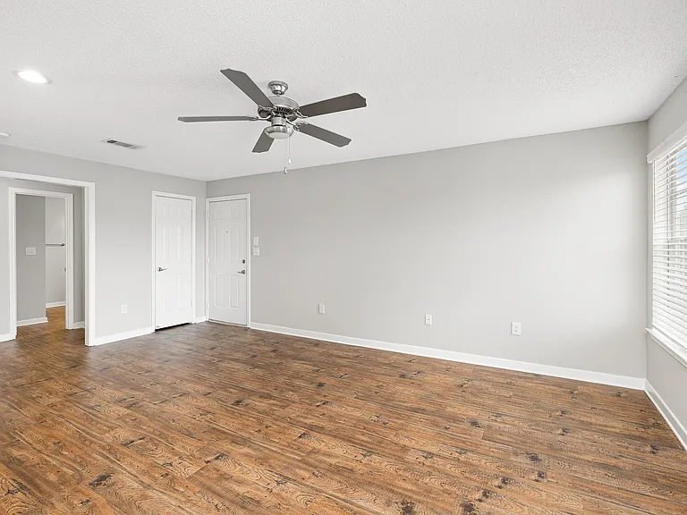 Reserve at Park Place Apartment Homes — Photo 39