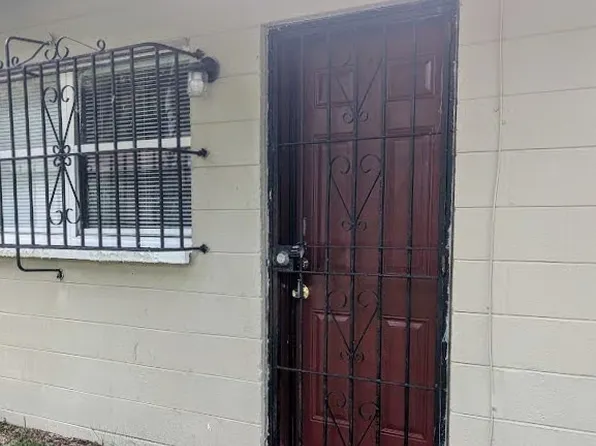 9505 N 13th St APT A, Tampa, FL 33612