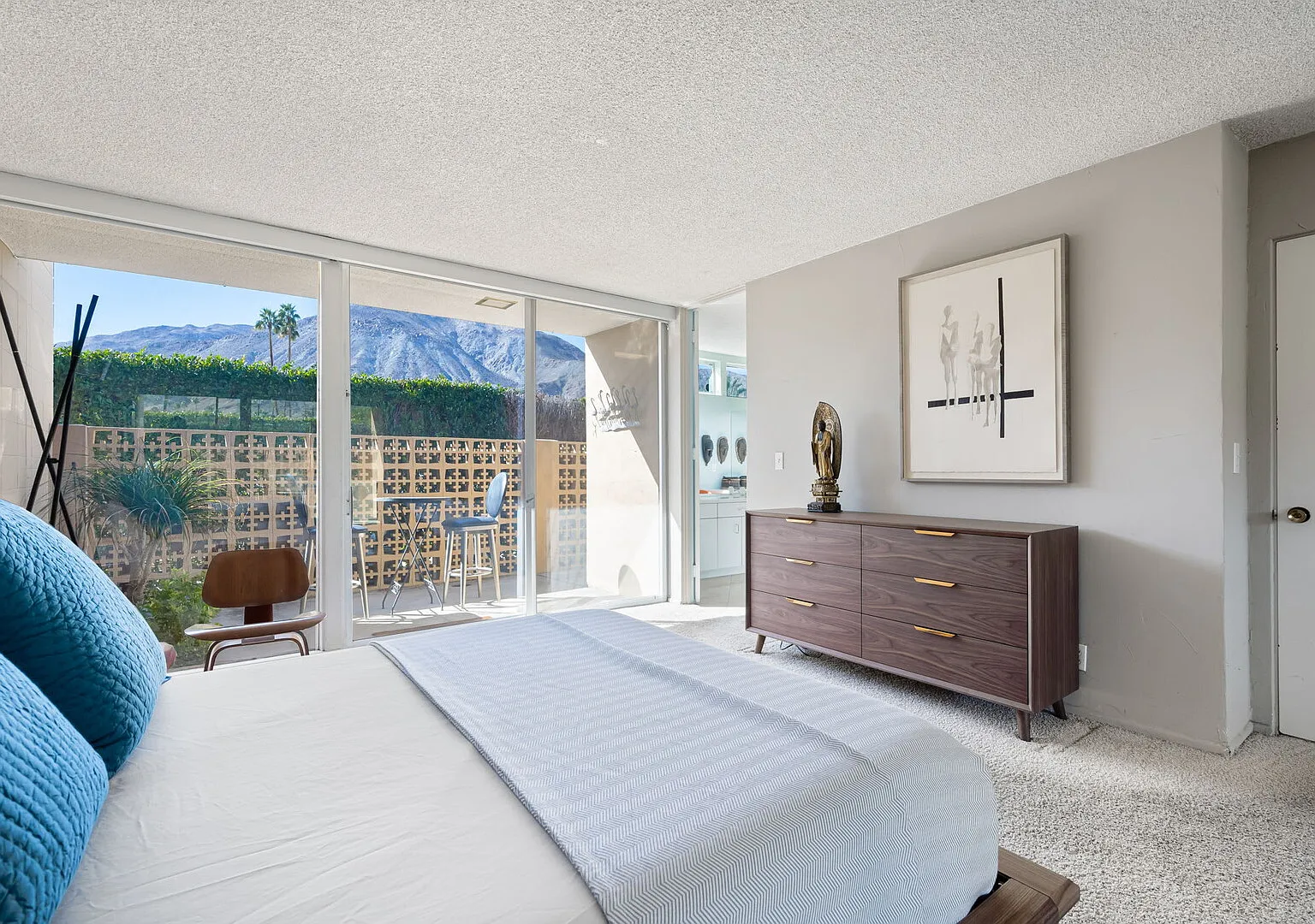 Mid-Mod Krisel Getaway Walkable on El Paseo — Photo 2