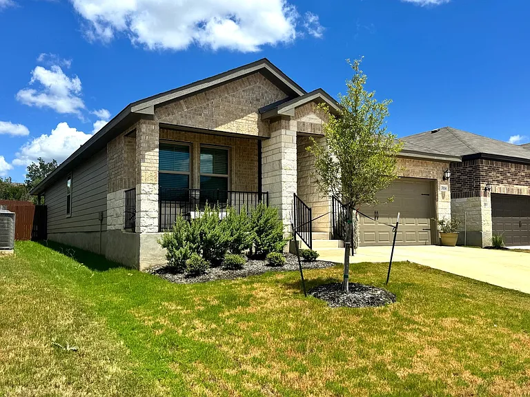 3114 Charyn Way — Photo 4