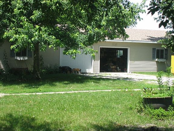4th image of 26397 Noyes Ave
