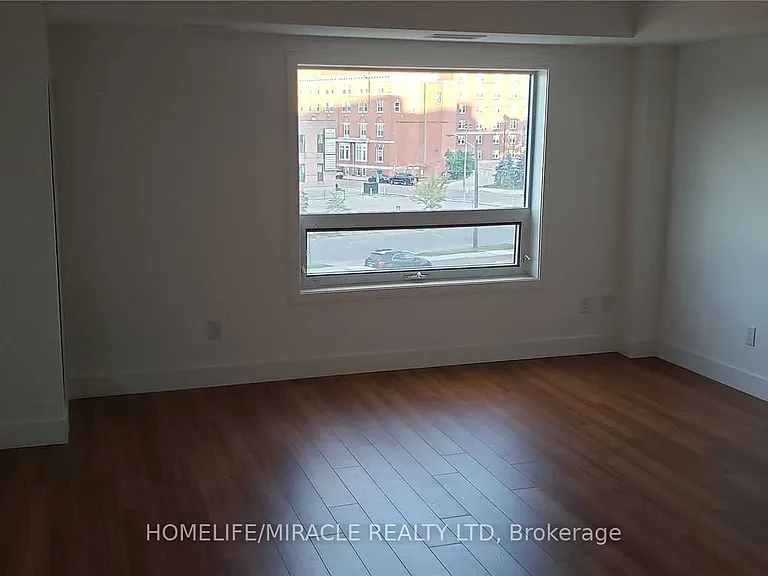1 Wellington St #318 — Photo 10