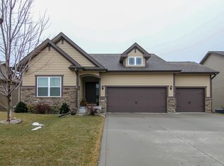 140 NE Fox Run Trl, Waukee, IA 50263