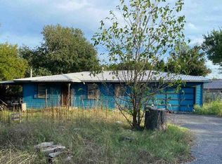 120 London Dr, Gordonville, TX 76245