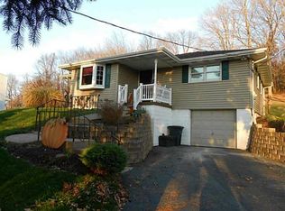 90 Franklin Farms Rd, Washington, PA 15301