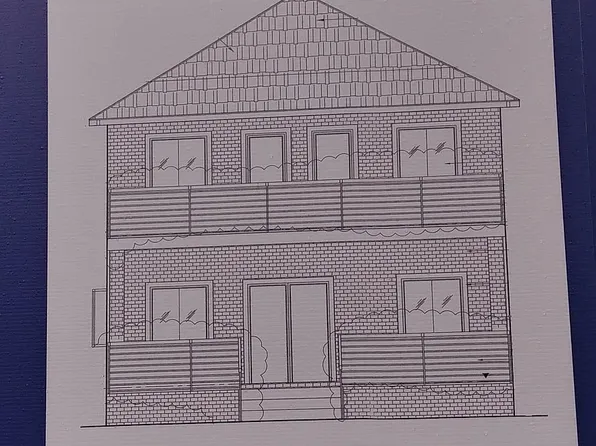 83-33 256th St, Floral Park, NY 11004