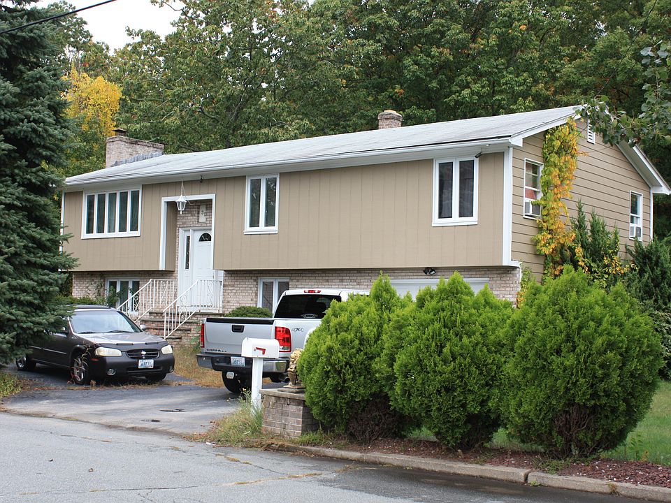 1st image of 31 Sherri Dr