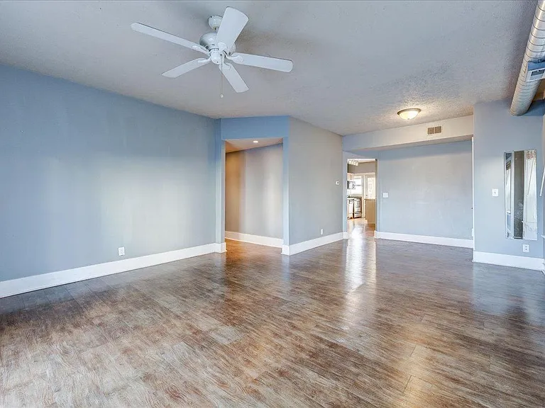 213 S 26th Ave #2 — Photo 3