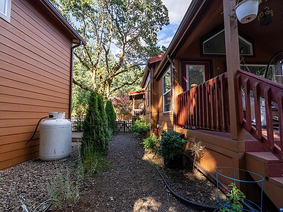 4th image of 8372 Enchanted Way SE #192