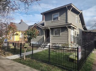 2106 C St #1, Bellingham, WA 98225