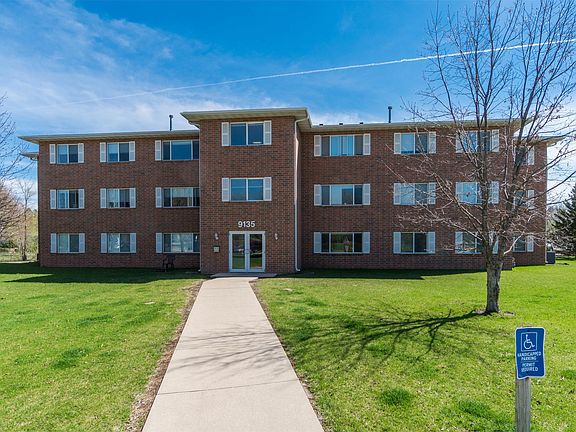 4th image of 9025 University Ave #6-9025-6