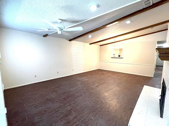 4th image of 7923 Albany Ave #B