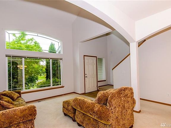 3rd image of 15402 104th Way SE